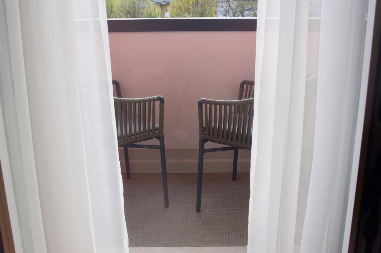 Hotel Virgilio Riva del Garda Esterno foto