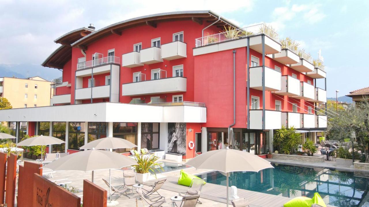 Hotel Virgilio Riva del Garda Esterno foto
