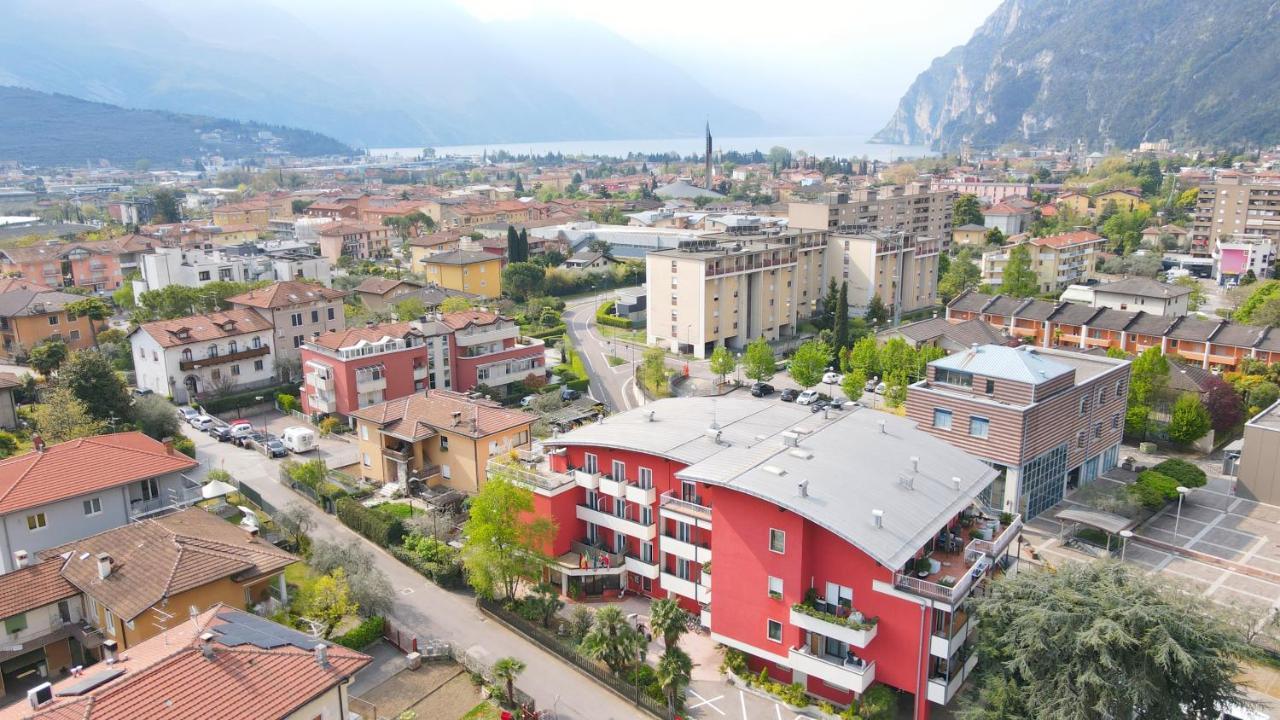 Hotel Virgilio Riva del Garda Esterno foto