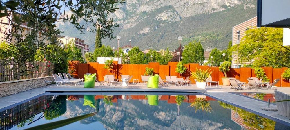 Hotel Virgilio Riva del Garda Esterno foto