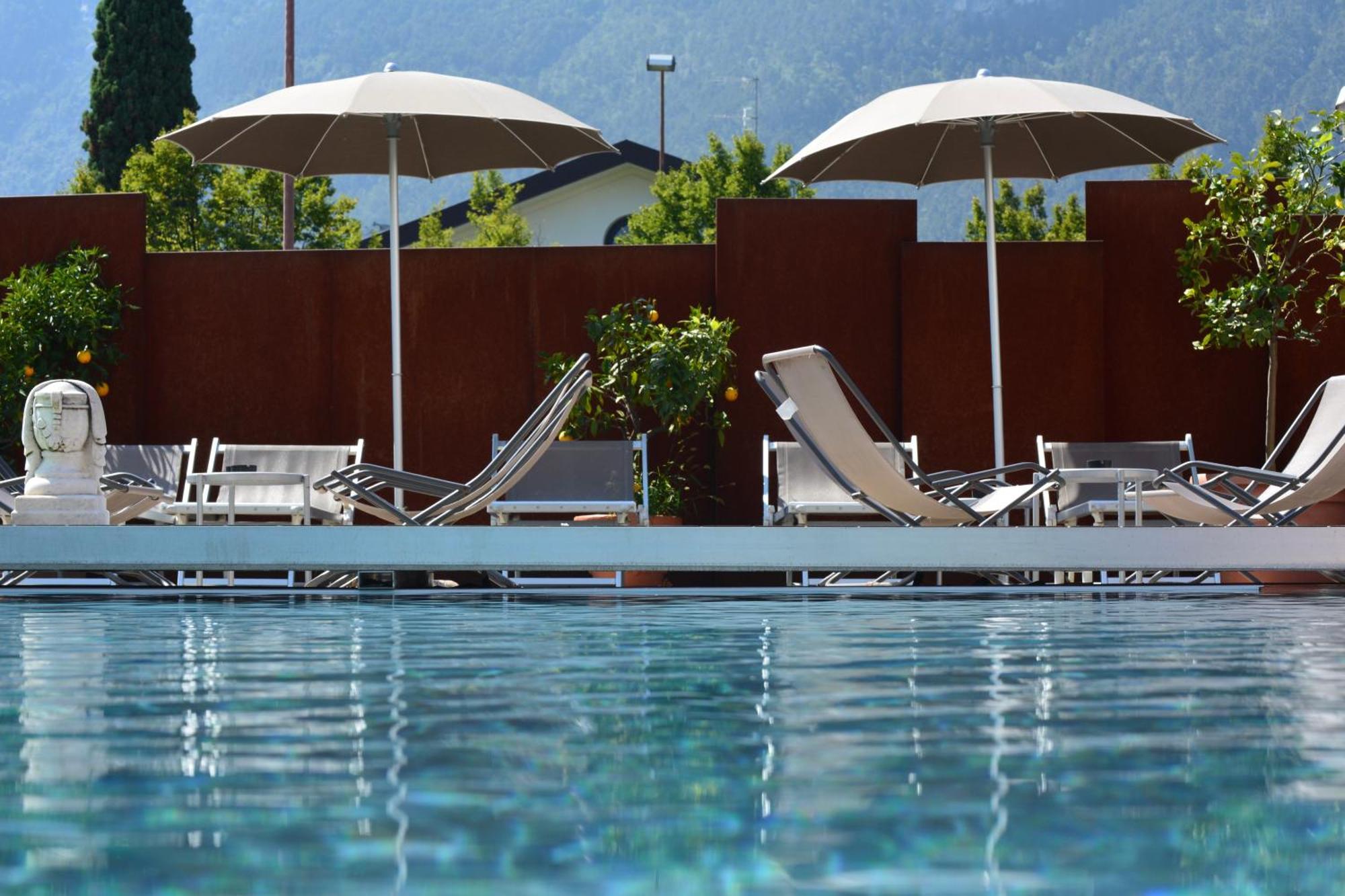 Hotel Virgilio Riva del Garda Esterno foto