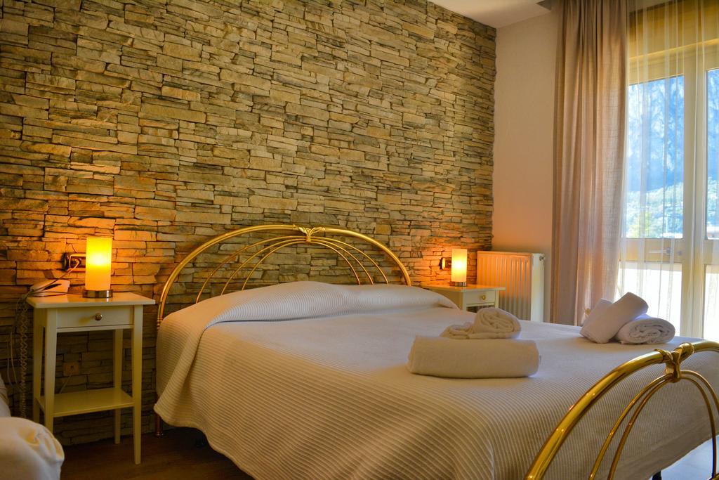 Hotel Virgilio Riva del Garda Esterno foto